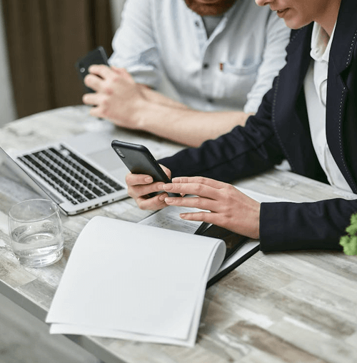 Élevé Vaultaris illustration de l'équipe de soutien